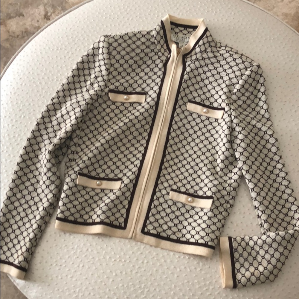 Vintage St. John by Marie gray zip up knit blazer